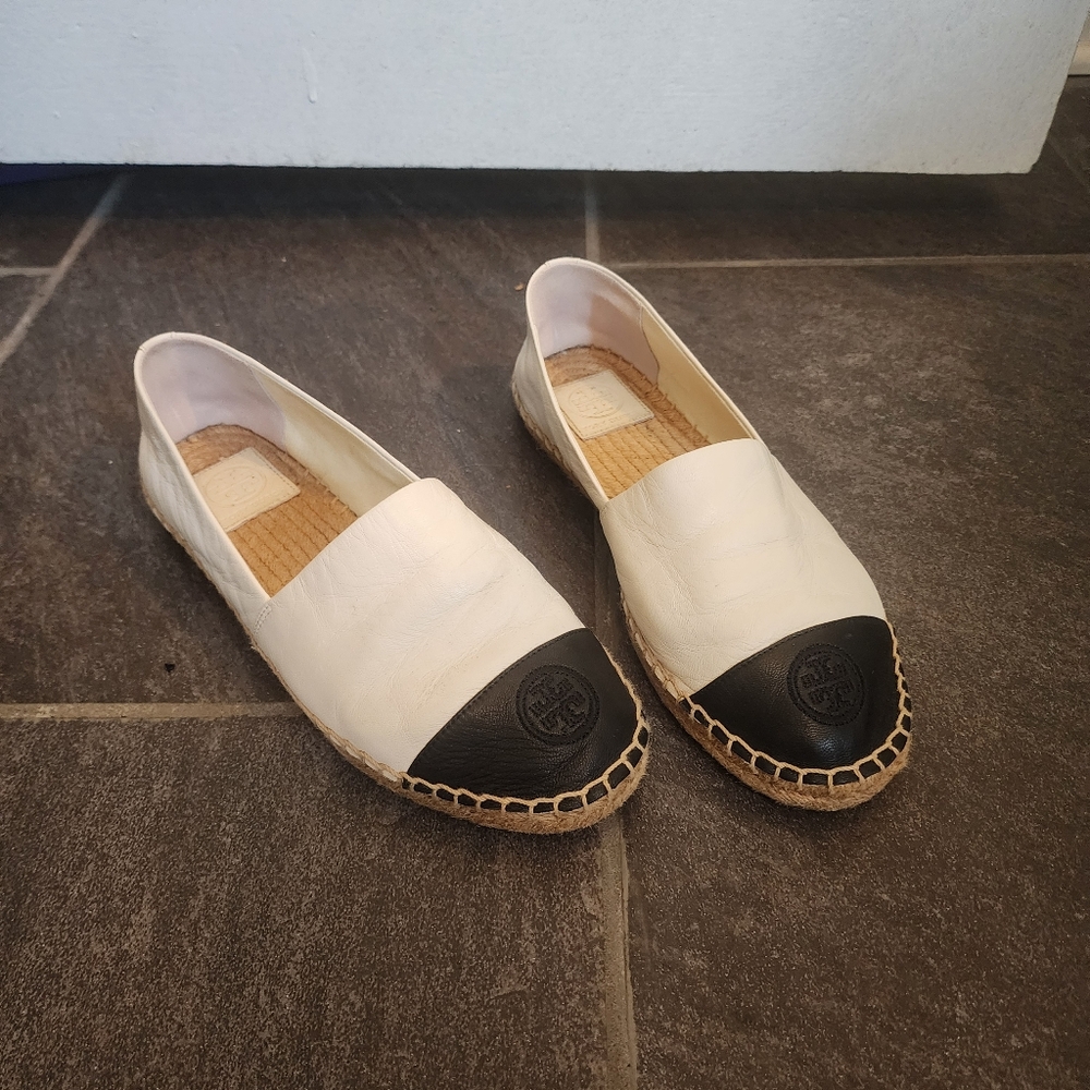 Tory Burch White and Black Learher Espadrilles Loafers